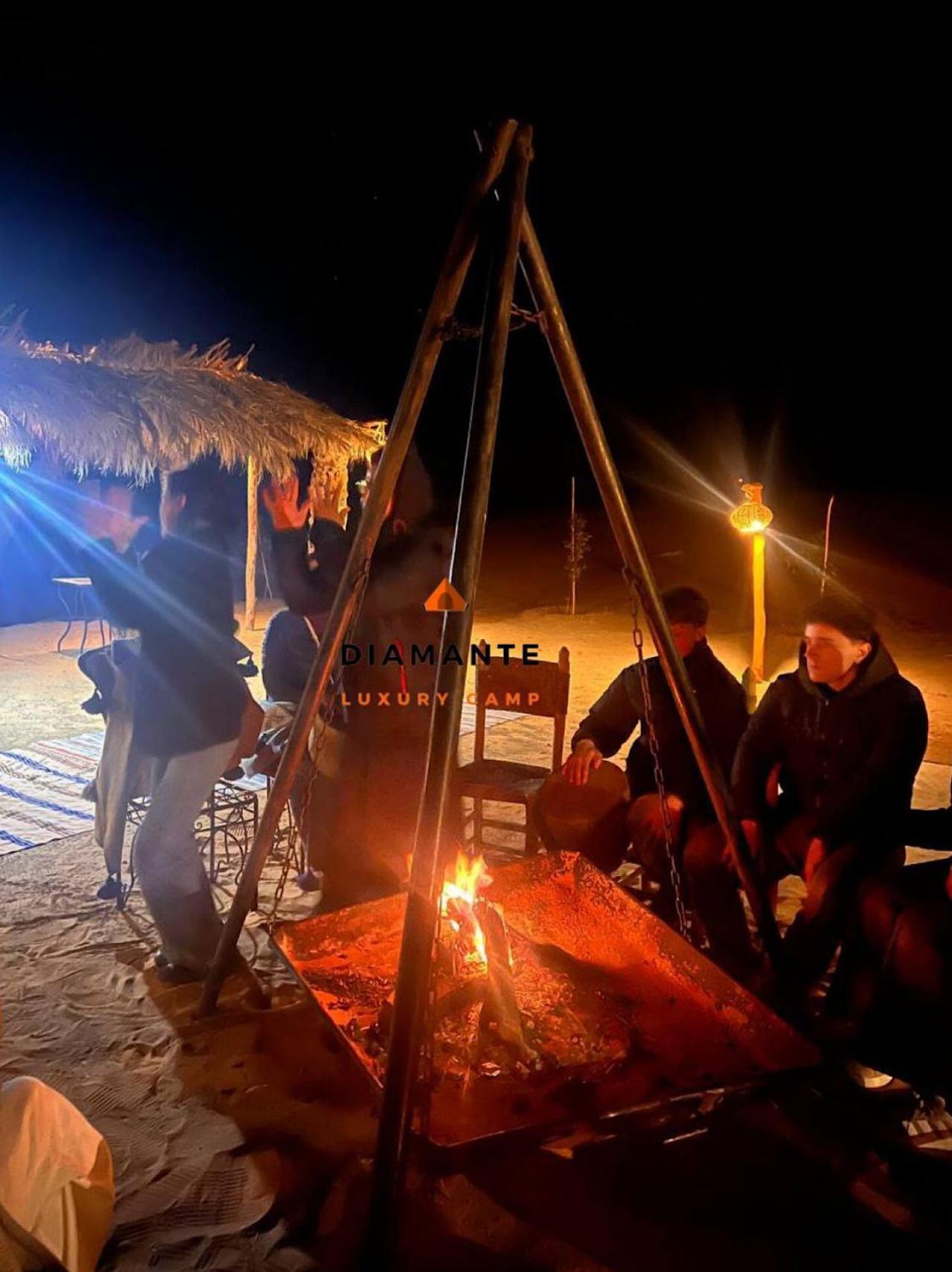 Hotel Diamante Luxury Camp à Merzouga Extérieur photo